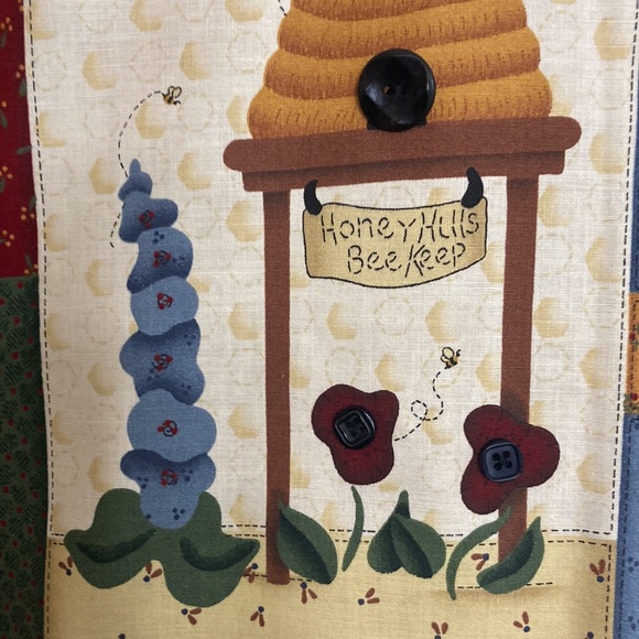 Handmade Vest Womens Medium Red Green Country Bears Cute 90s Mom Normcore - Picture 9 of 13